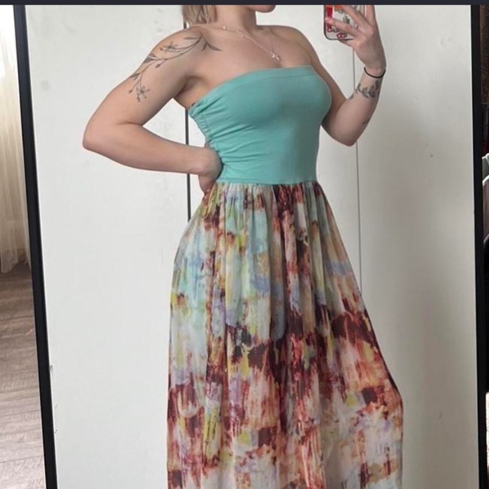 Sexy strapless dress